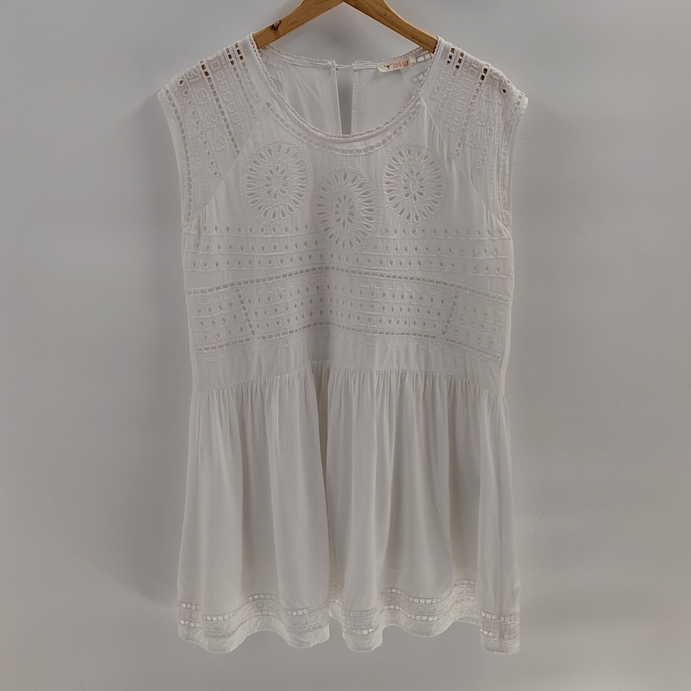 Izzy & Lola Dress Size Large White Eyelet Detail Flowy Sleeveless